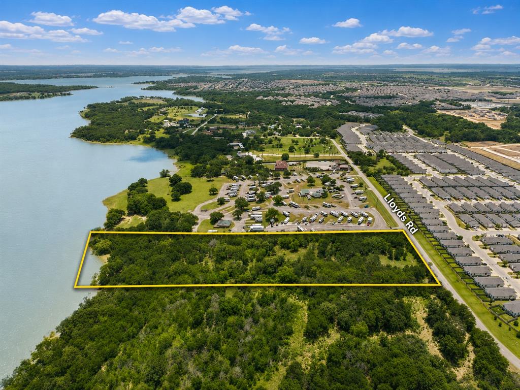 640 Lloyd's Road, Unit 6 Little Elm, TX 75068 - Photo 3 of 10