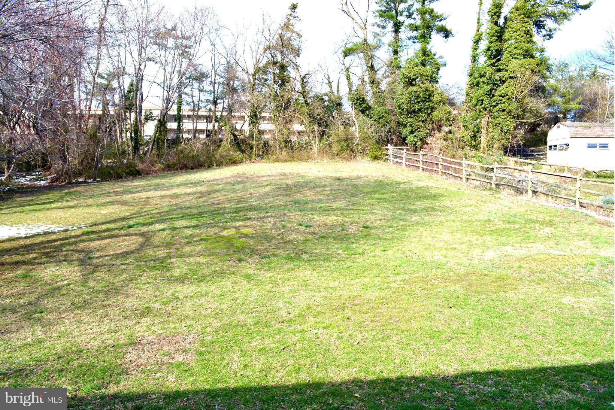 2208 Snow Road Edgewood, MD 21040 - Photo 21 of 23 a view of an ocean view