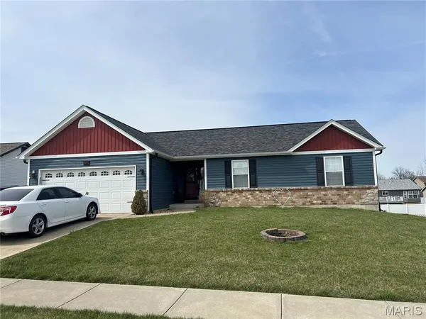 $350,000 | 81 Brookshire Creek Drive, Wentzville, MO 63385