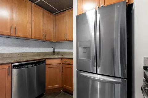$725,000 | 187 Wayne Street, Unit 405, Jersey City, NJ 07302