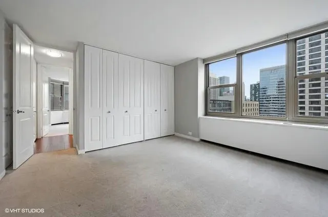 $3,250 | 535 North Michigan Avenue, Unit 2401, Chicago, IL 60611