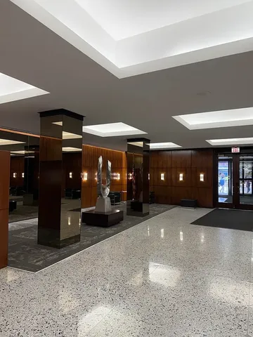 $3,250 | 535 North Michigan Avenue, Unit 2401, Chicago, IL 60611