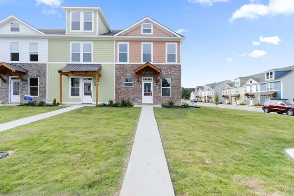 $2,100 | 1902 Cypress Lane, Cleveland, TN 37323