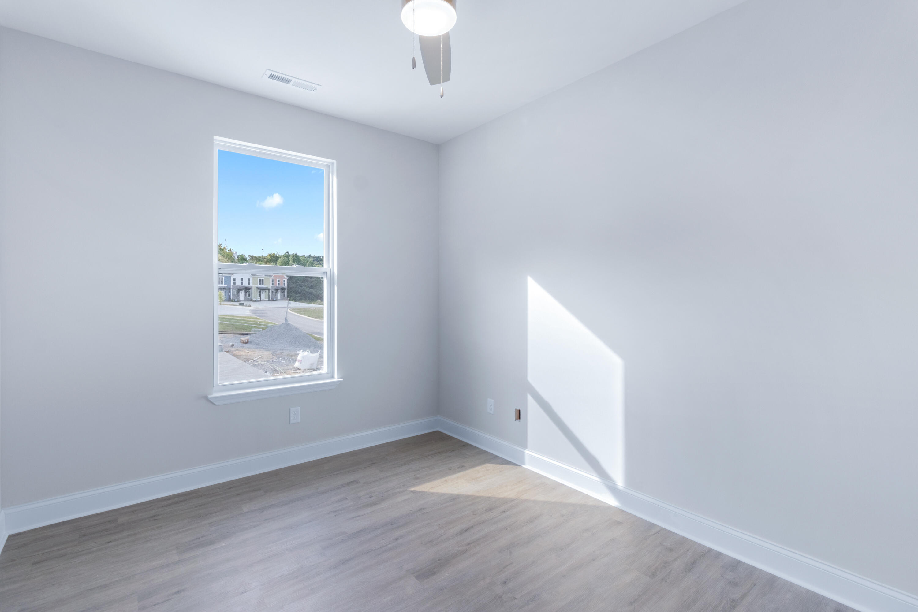 1902 Cypress Lane Cleveland, TN 37323 - Photo 26 of 32 1902 SE Cypress Ln-28