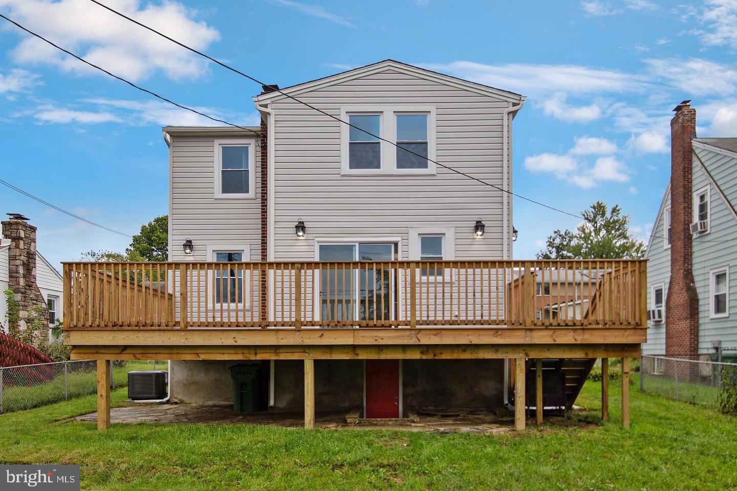 6226 Tramore Road Baltimore, MD 21214 - Photo 29 of 30 Spacious yard and huge deck!