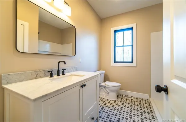 $1,250,000 | 25 Silver Springs Drive, Haddam, CT 06441