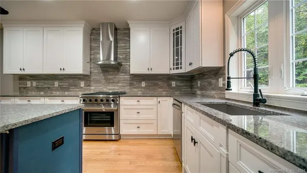 $1,250,000 | 25 Silver Springs Drive, Haddam, CT 06441