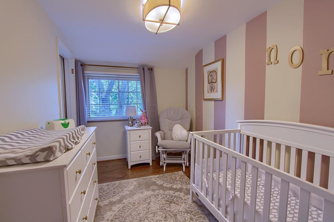 2534 Brandon Road Columbus, OH 43221 - Photo 17 of 37 Gallery Image 17