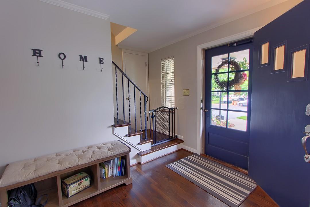 2534 Brandon Road Columbus, OH 43221 - Photo 4 of 37 Gallery Image 4