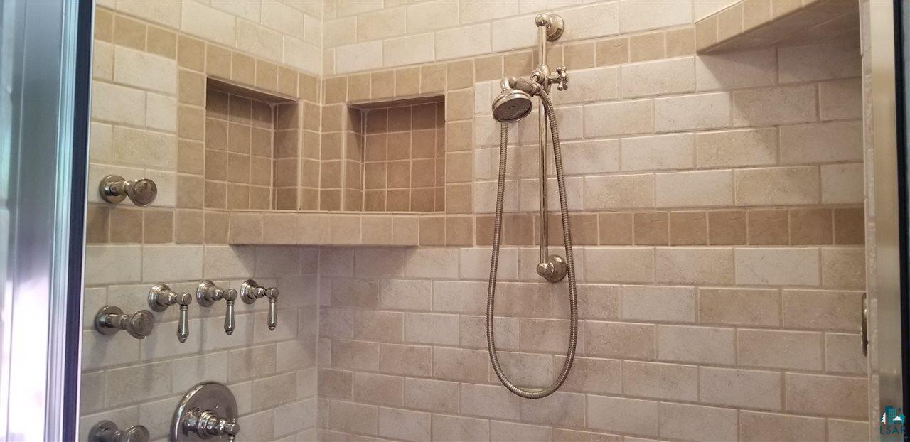 7744 County Rd V South Range, WI 54874 - Photo 20 of 36 Mst bath shower