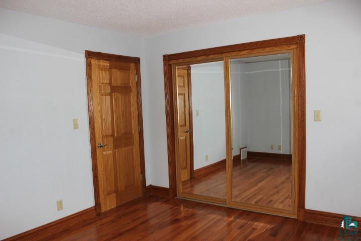 7744 County Rd V South Range, WI 54874 - Photo 26 of 36 Upper Mst BR with walk in closet