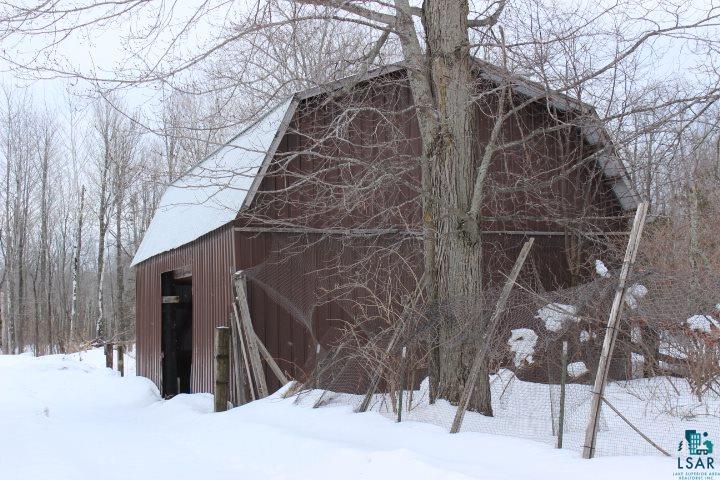 7744 County Rd V South Range, WI 54874 - Photo 33 of 36 Animal barn