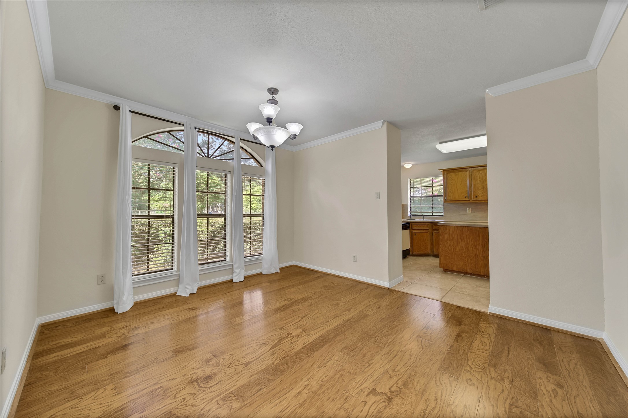 33134 Old Hempstead Road Magnolia, TX 77355 - Photo 3 of 36 Gallery Image 3