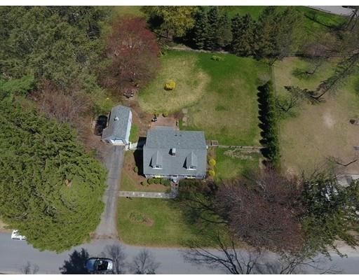 16 Stone Road Sudbury, MA 01776 - Photo 6 of 7 Gallery Image 6