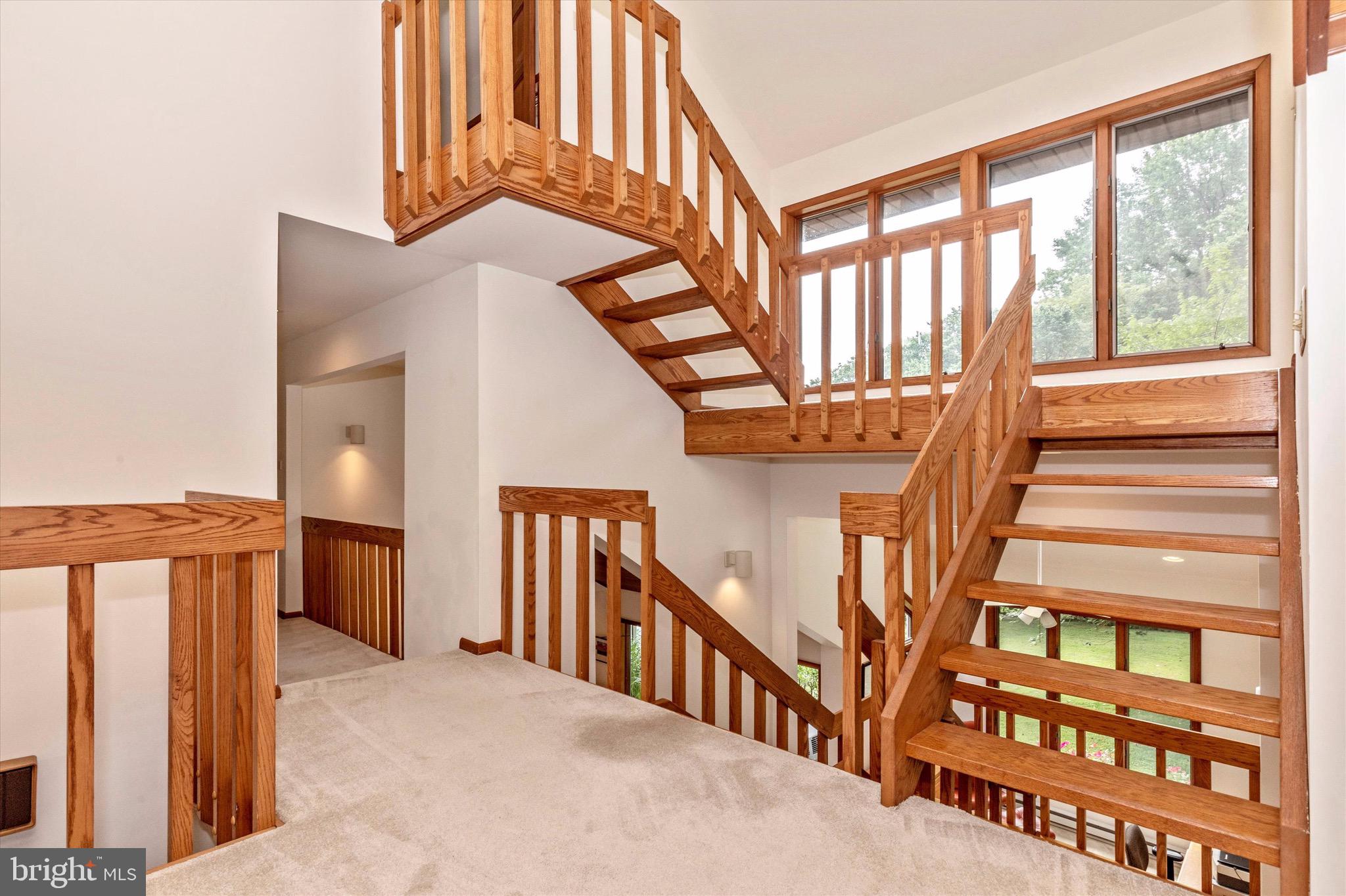 1625 Street Road Chester Springs, PA 19425 - Photo 19 of 46 2nd level hall