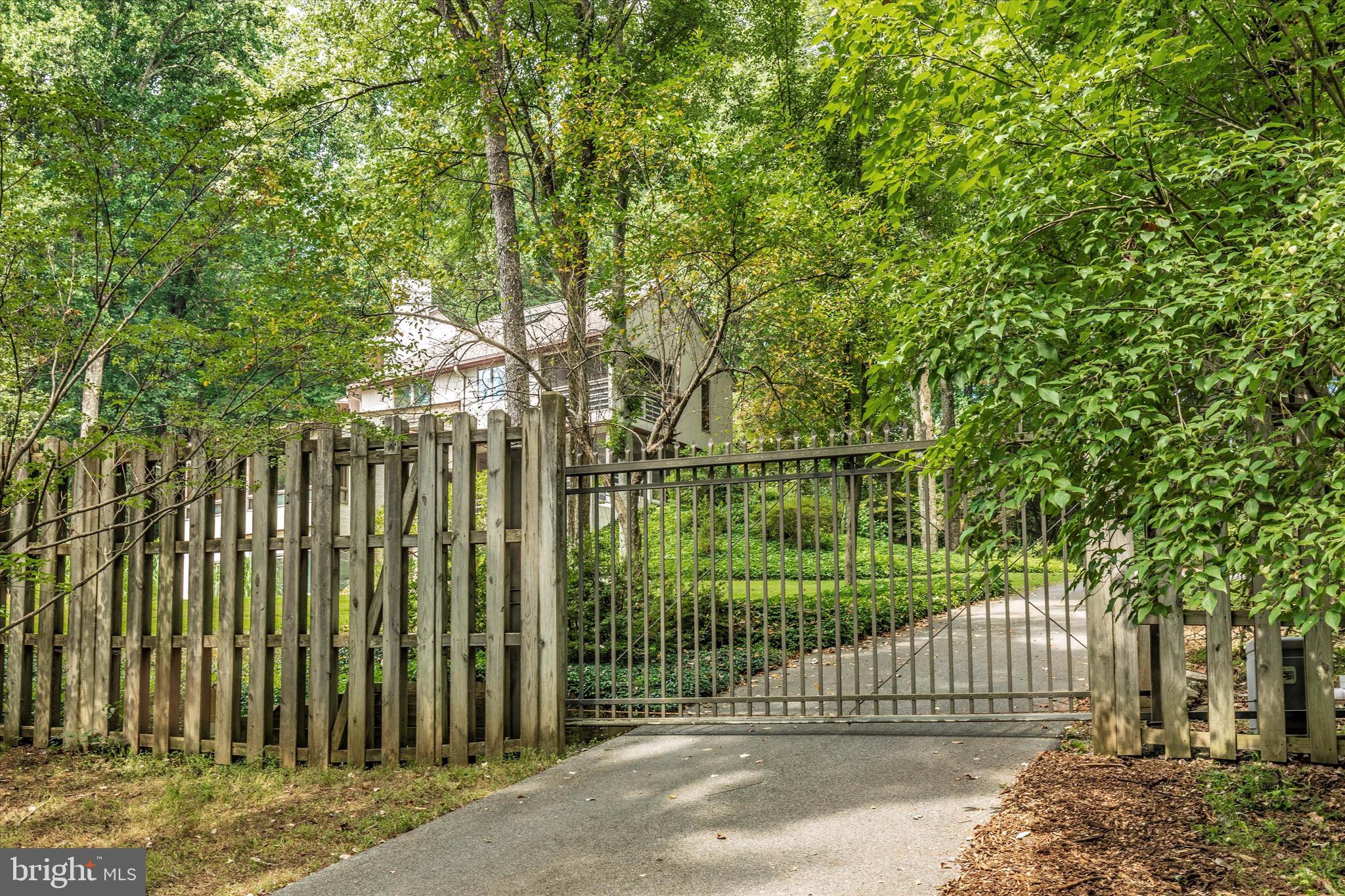 1625 Street Road Chester Springs, PA 19425 - Photo 39 of 46 Gated entry