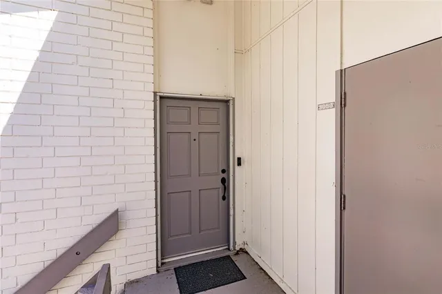 $8,050 | 6053 East Peppertree Way, Unit 118, Sarasota, FL 34242