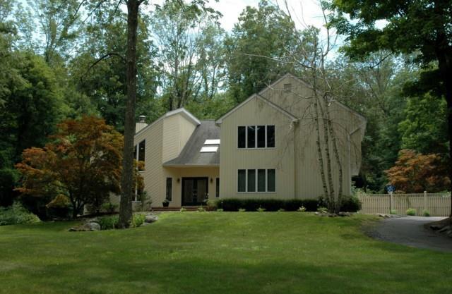 4 Weldon Woods Road New Fairfield, CT 06812 - Photo 1 of 1 Gallery Image 1