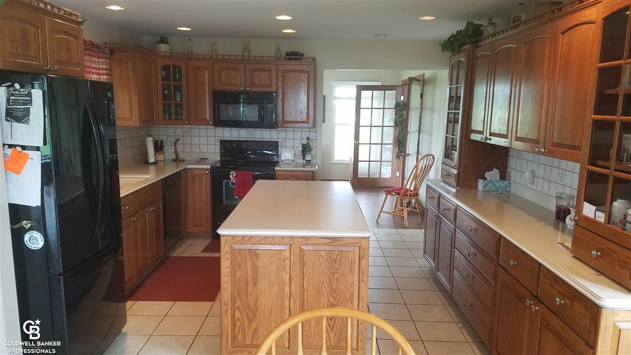 9022 Fisher Road Yale, MI 48097 - Photo 10 of 40 Kitch 2