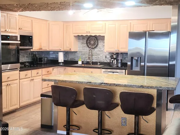 $307,500 | 515 South Parkcrest, Unit 532, Mesa, AZ 85206