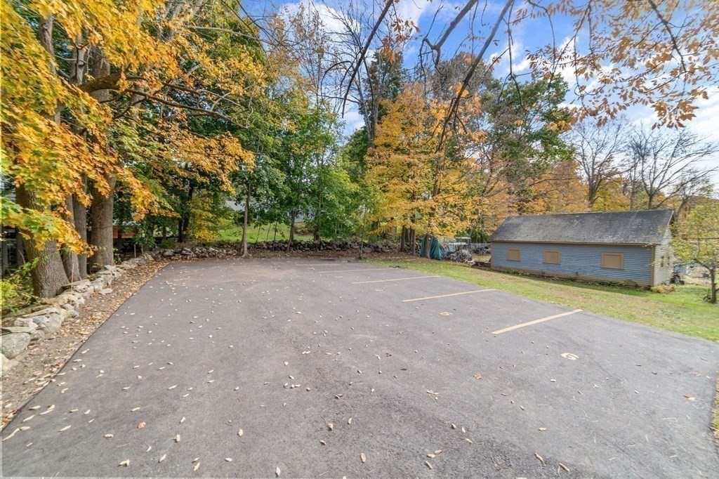 376 Chestnut Street Gardner, MA 01440 - Photo 26 of 28