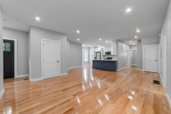 $750,000 | 376 Chestnut Street, Gardner, MA 01440