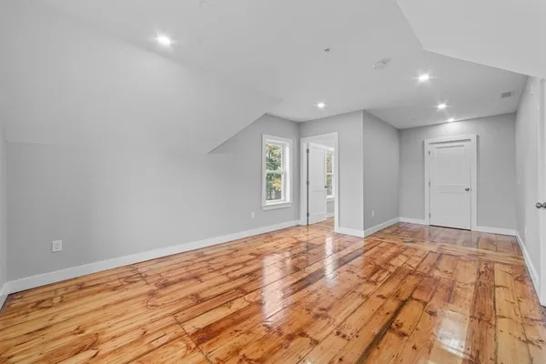 $750,000 | 376 Chestnut Street, Gardner, MA 01440