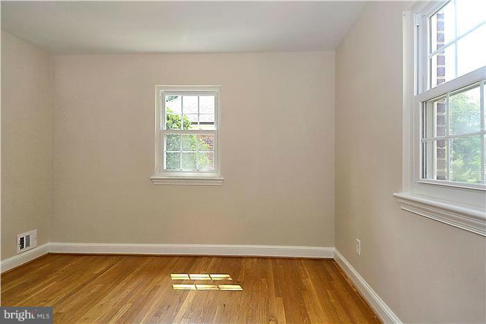 3 Indian Spring Drive Silver Spring, MD 20901 - Photo 24 of 30 Bedroom