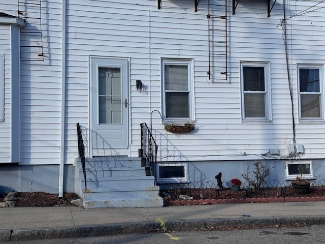 213 State Street, Unit A Bristol, RI 02809 - Photo 17 of 17