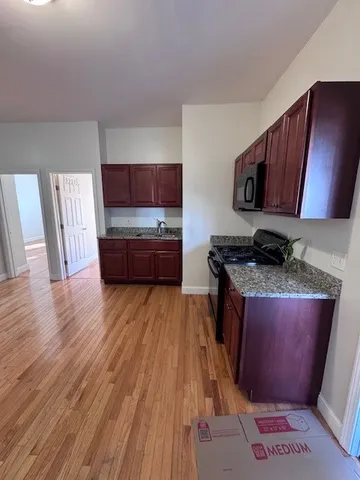 $2,100 | 213 State Street, Unit A, Bristol, RI 02809