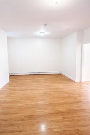 $2,100 | 213 State Street, Unit A, Bristol, RI 02809