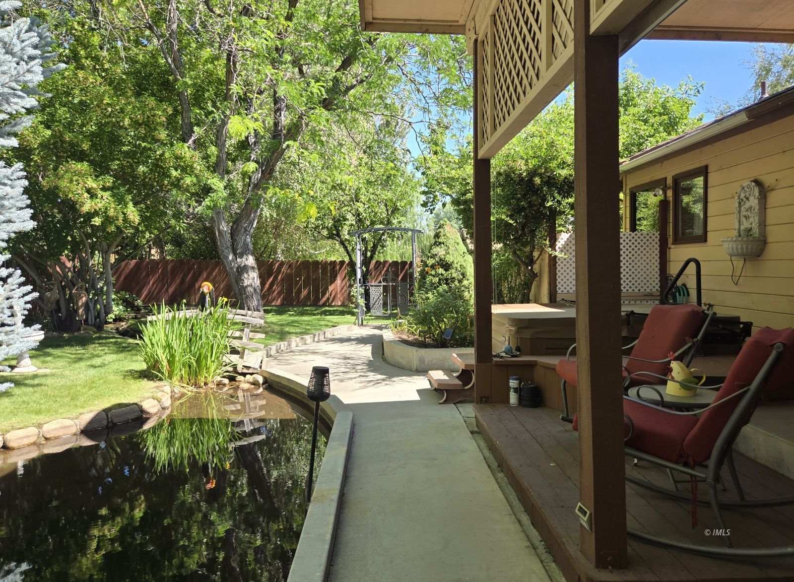 221 Mt Tom Road Bishop, CA 93514 - Photo 22 of 23 Back Patio