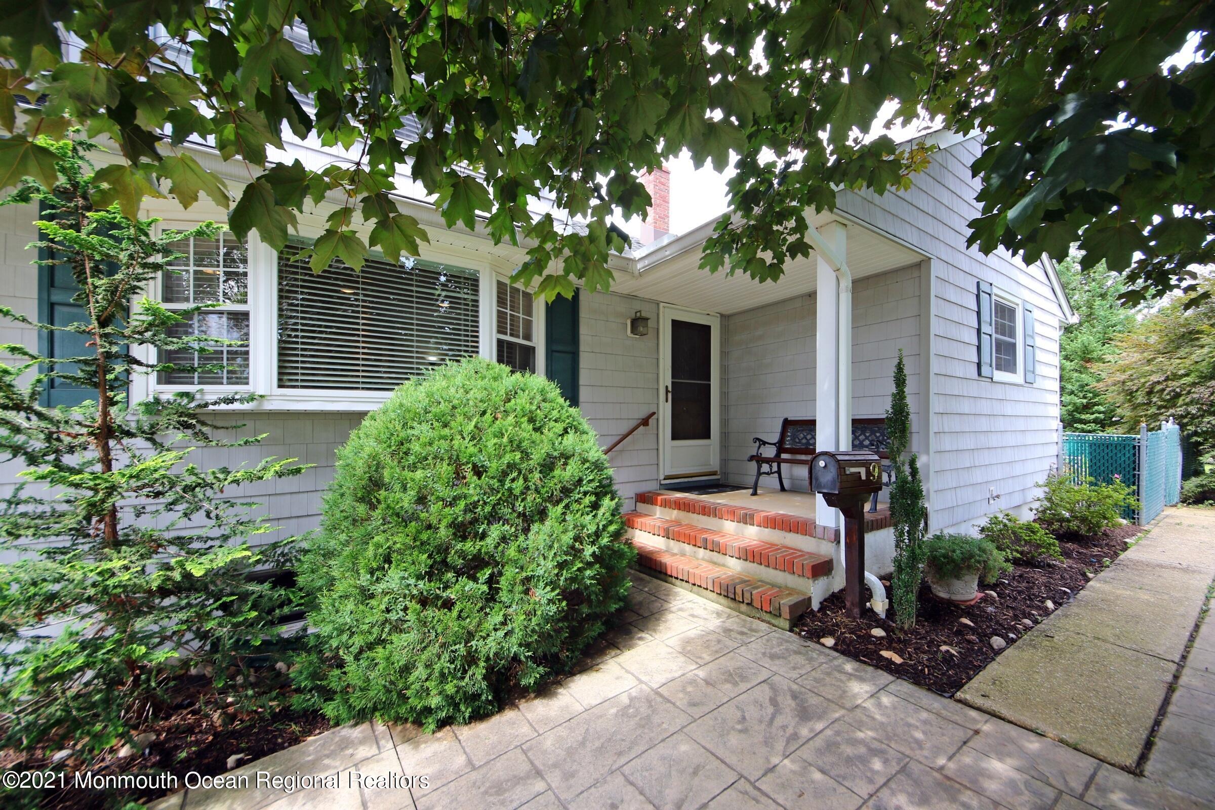 9 Mayfair Road Holmdel, NJ 07733 - Photo 1 of 35 front porch