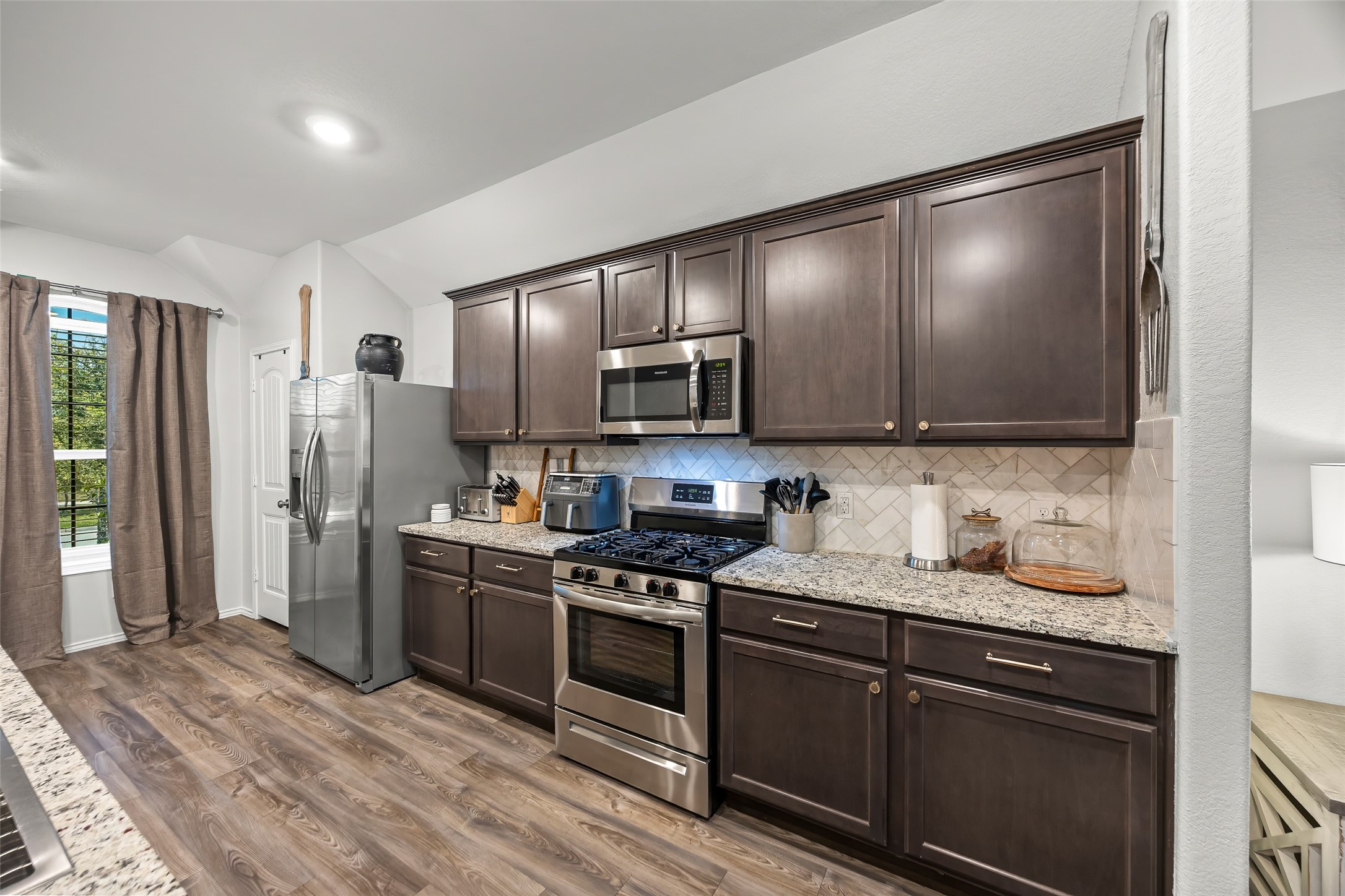 16010 Dockside Street Crosby, TX 77532 - Photo 11 of 45