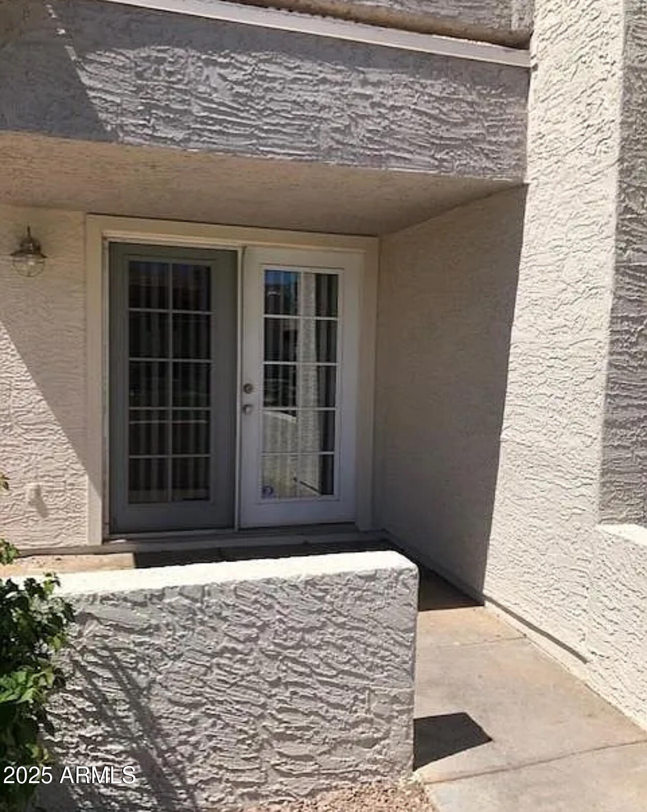 985 North Granite Reef Road, Unit 156 Scottsdale, AZ 85257 - Photo 17 of 17 a front view of a house