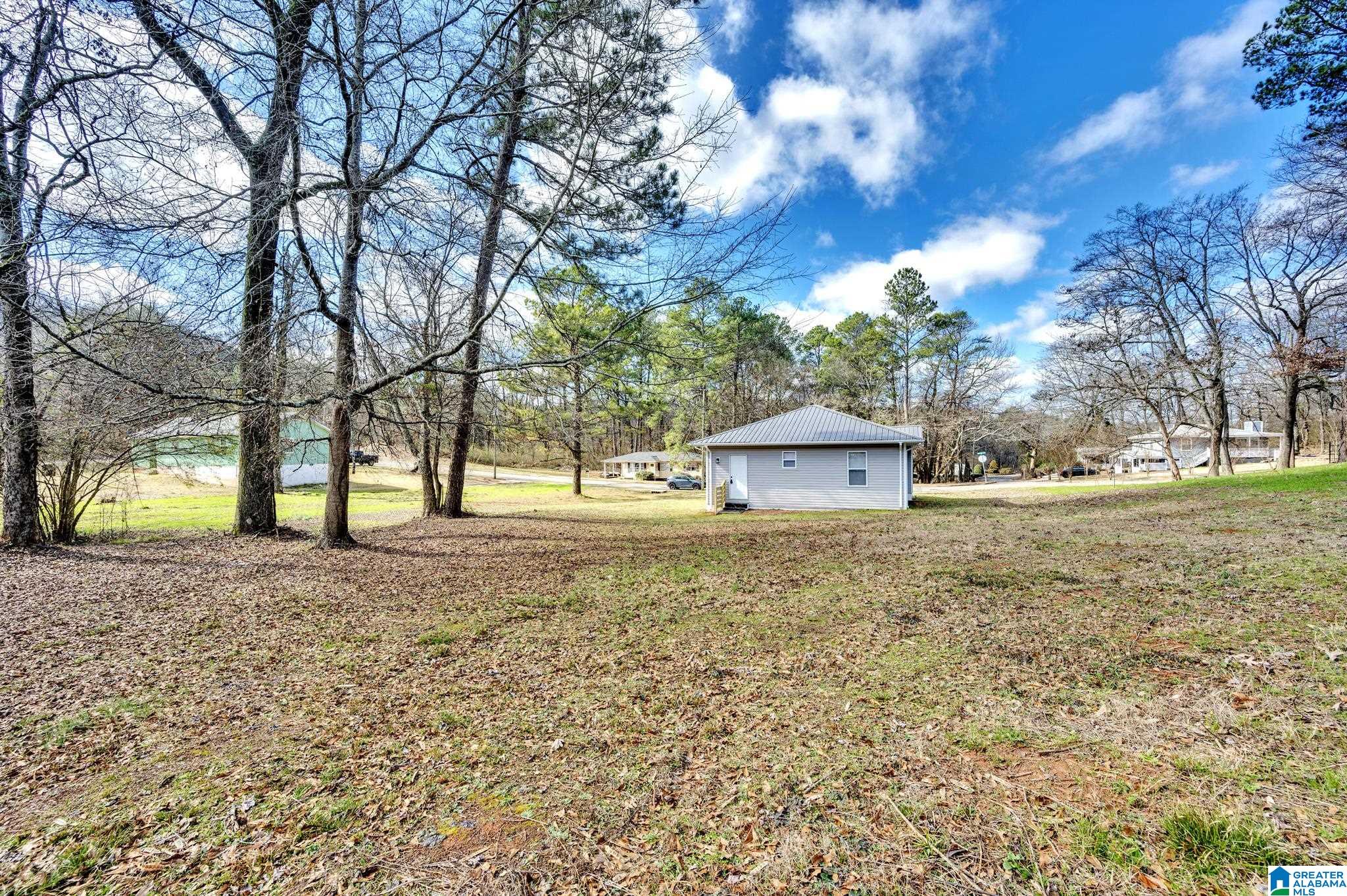 2737 22nd Street Southwest Birmingham, AL 35211 - Photo 6 of 26