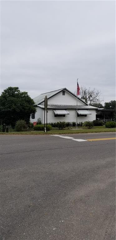 2902 South Wiggins Road Plant City, FL 33566 - Photo 1 of 1