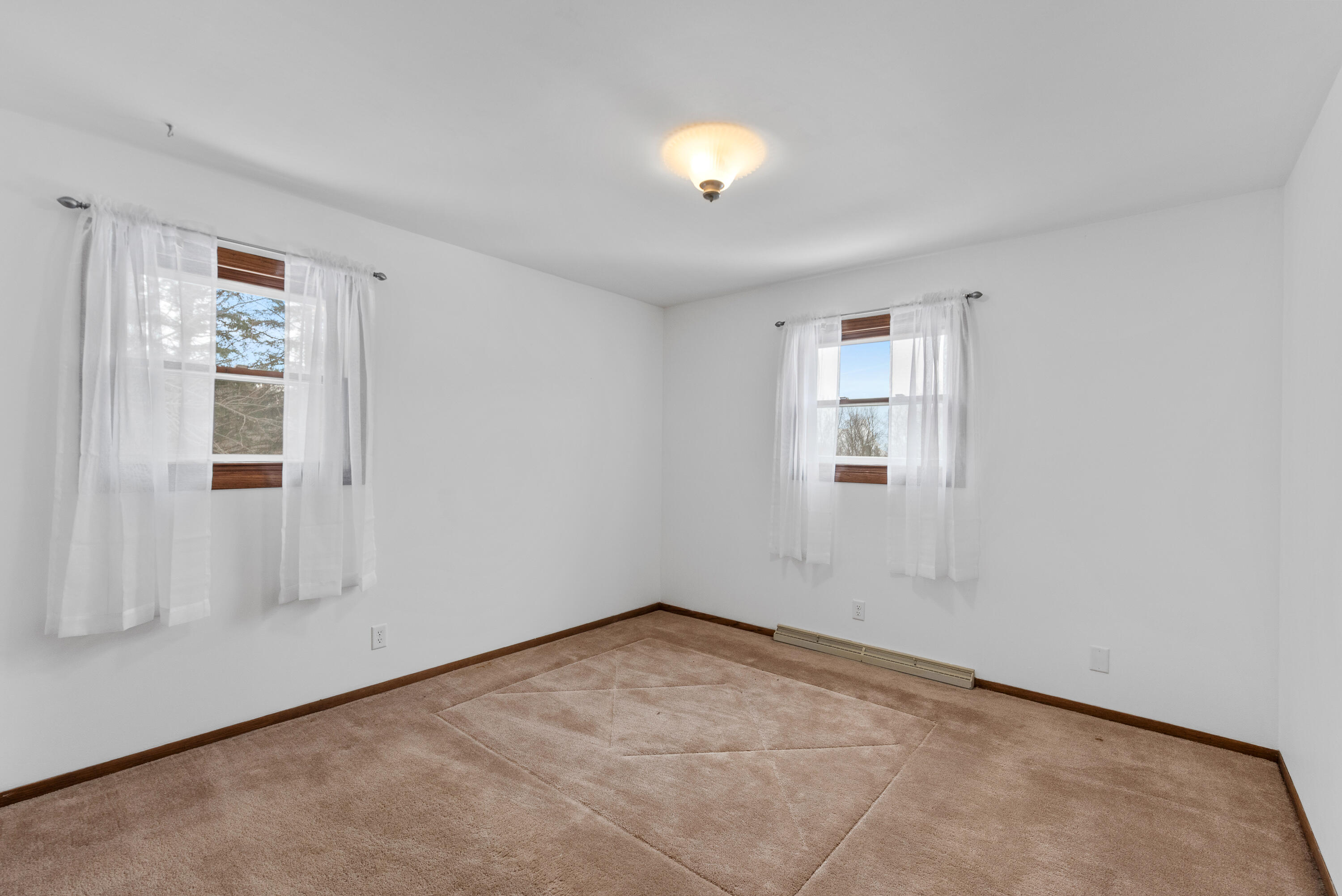 3657 Pleasant Valley Road Polk, WI 53095 - Photo 17 of 37 3657 Pleasant Valley Dr - Feb 2026-11