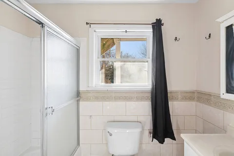 $1,650,000 | 19 South Edison Street, Montauk, NY 11954