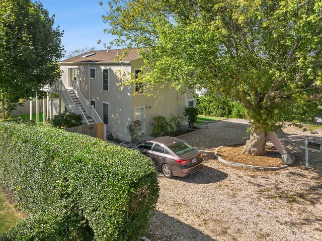 $1,495,000 | 19 South Edison Street, Montauk, NY 11954