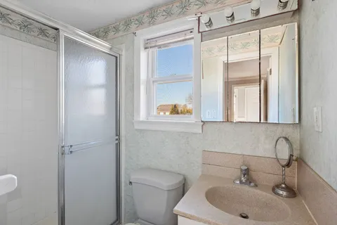 $1,650,000 | 19 South Edison Street, Montauk, NY 11954