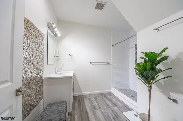 $3,800 | 201 Catherine Street, Unit 1, Elizabeth, NJ 07201