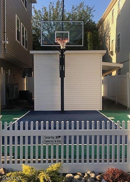 201 Catherine Street, Unit 1 Elizabeth, NJ 07201 - Photo 23 of 25 a front view of a building