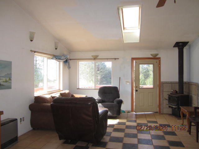 209 Spring Road Shelter Cove, CA 95589 - Photo 23 of 27 IMG_4491