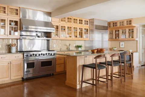 $4,995,000 | 172 Beacon Street, Unit 4, Boston, MA 02116