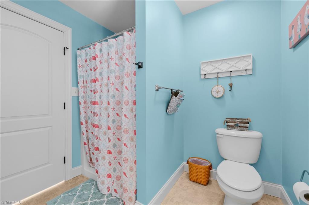 3930 Cole Avenue High Point, NC 27265 - Photo 27 of 44 2'nd Primary Suite with En Suite bath, Walk in SHower