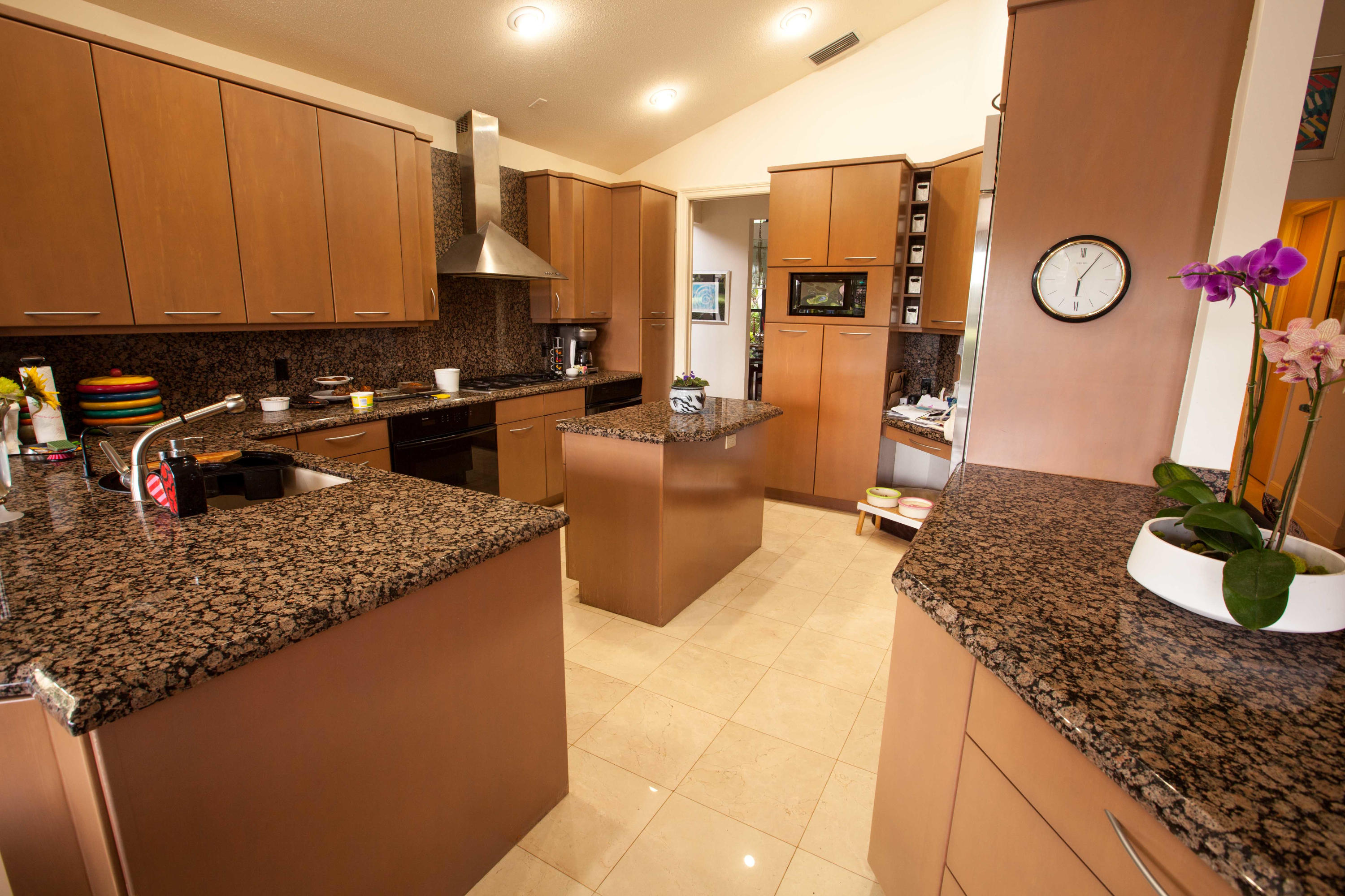 5706 Northwest 23rd Terrace Boca Raton, FL 33496 - Photo 5 of 54 9-5 kitchen
