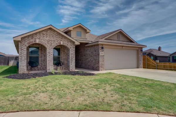 $239,900 | 13819 Avenue V, Lubbock, TX 79423