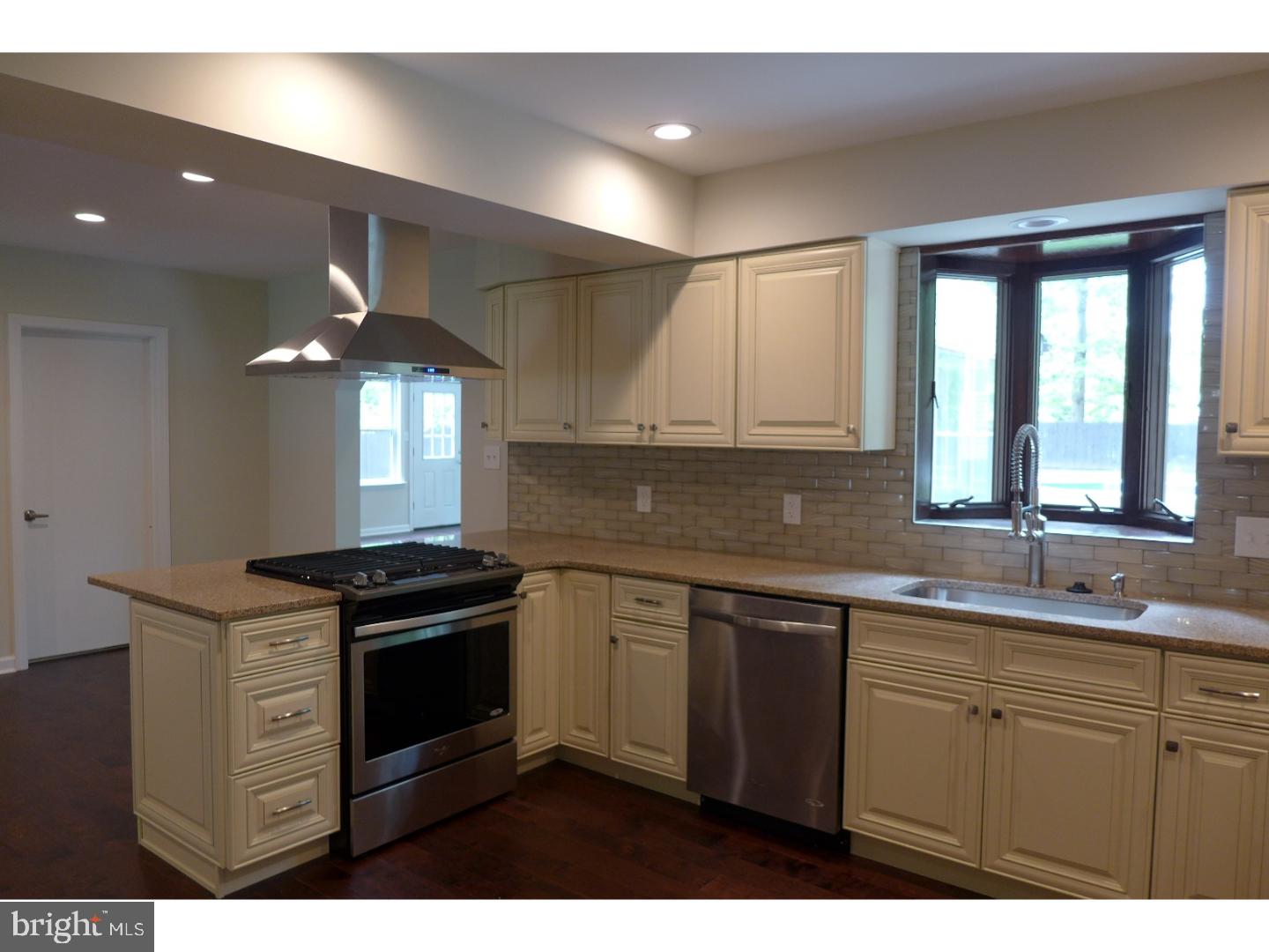 6 Virginia Road Glassboro, NJ 08028 - Photo 1 of 22 Kitchen