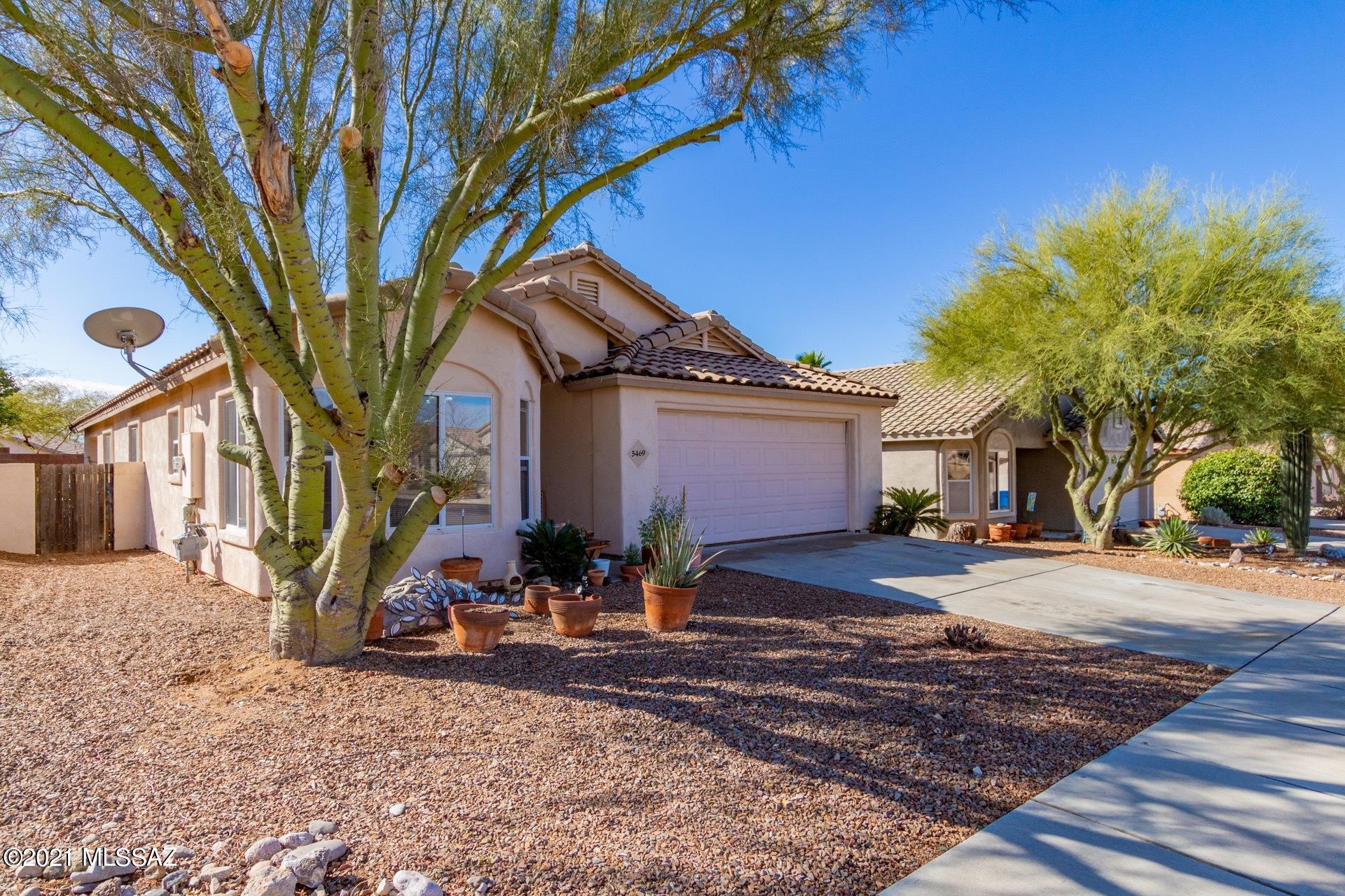 5469 White Dove Road Marana, AZ 85658 - Photo 3 of 26